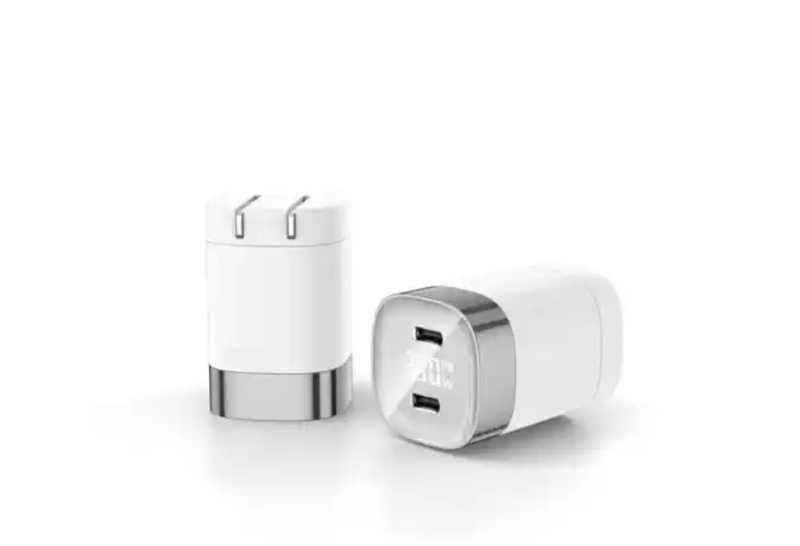 MKB GW33CU 33W LED DISPLAY Quick Charger Adapter
