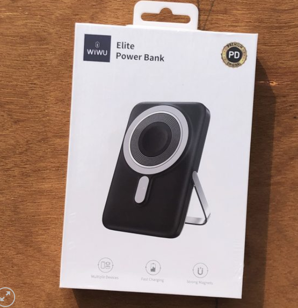 WiWU Wi-P018 10000mAh Magnetic Wireless Charger